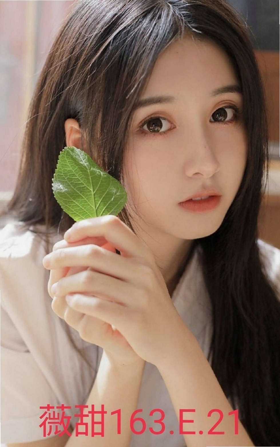 烏來找小姐：潔依 |幼幼學生妹|163cm|50kg|C罩杯|18歲|氣質外貿型 美腿超誘人的 身材火辣 大屁股大奶子大