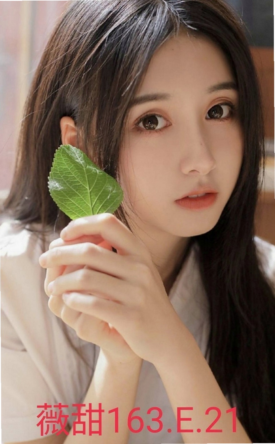烏來找小姐：潔依 |幼幼學生妹|163cm|50kg|C罩杯|18歲|氣質外貿型 美腿超誘人的 身材火辣 大屁股大奶子大